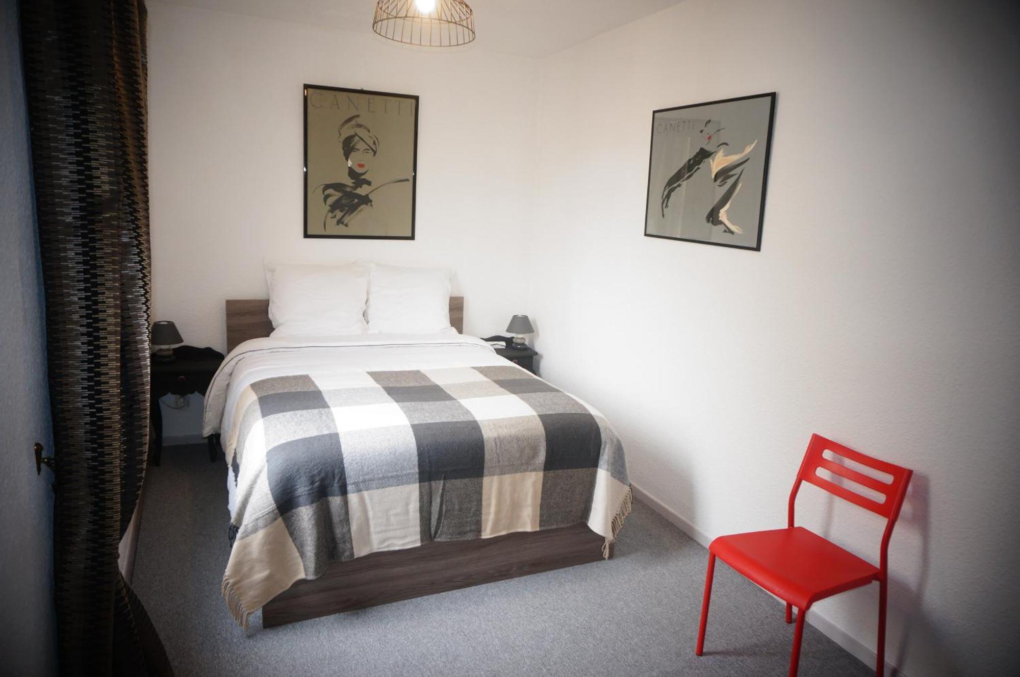 Lacour Apartment